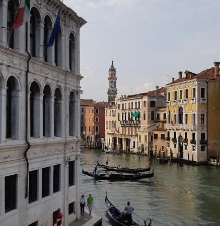 Gondola Show البندقية المظهر الخارجي الصورة